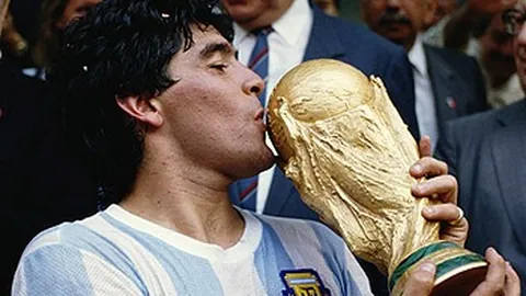 歐冠決賽受俄烏局勢波及，聖彼得堡舉辦可能性低微。